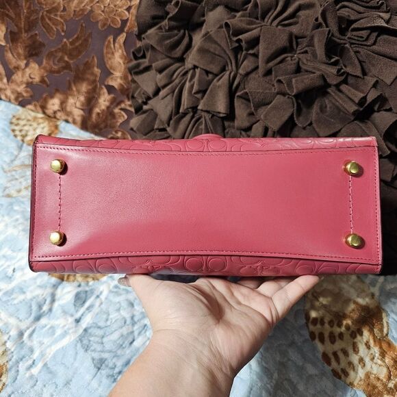 Coach Charlie Carryall 28 Stachel in Pink Signature Leather with Crossbody Strap - Picture 5 of 8